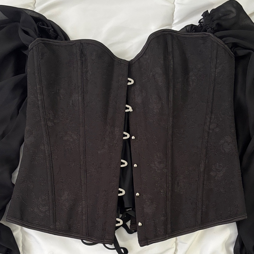 Chic Black Lace-Up Corset